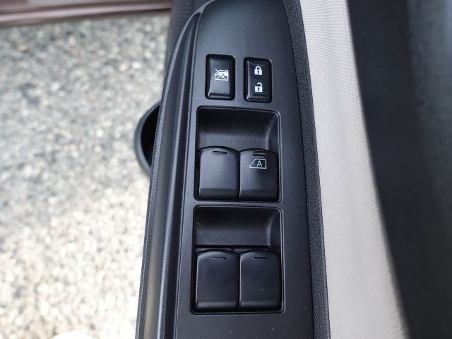 4736215