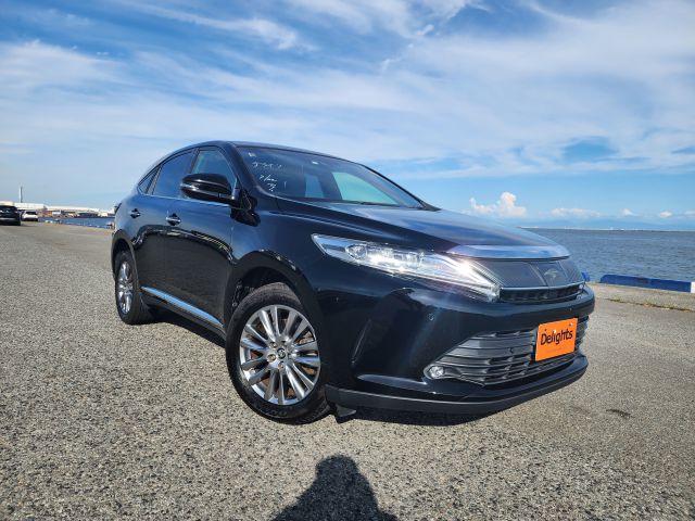 TOYOTA HARRIER PREMIUM 2017/8