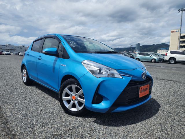 TOYOTA VITZ HYBRID U 2017/12