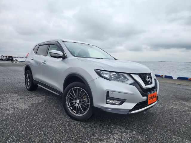 NISSAN X-TRAIL 20S 2017/8