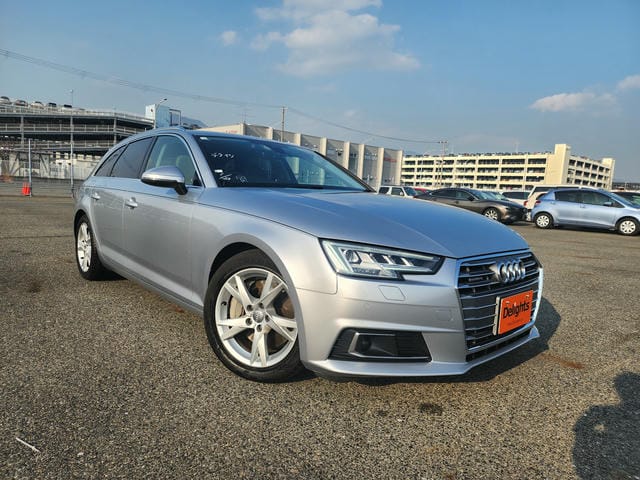 AUDI A4 2.0TFSI QUATTRO LUXURY PACKAGE 2018/6