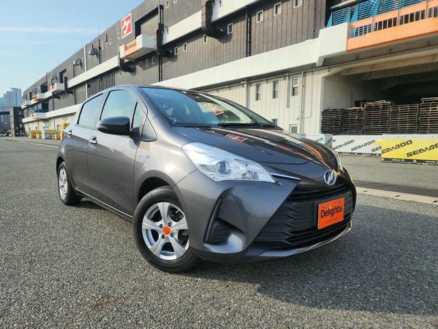TOYOTA VITZ HYBRID  2018/4