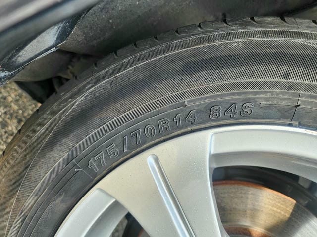 4887322