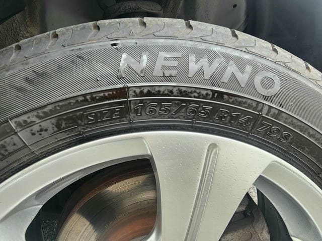 4891819
