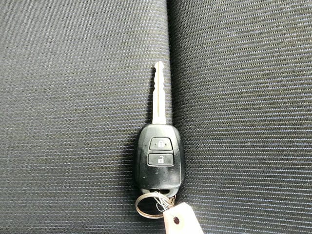 4902616