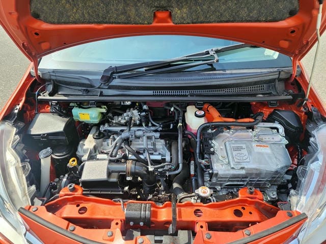 4908931
