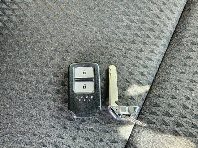4909816