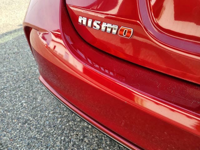 4911128