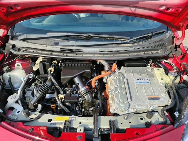 4911131
