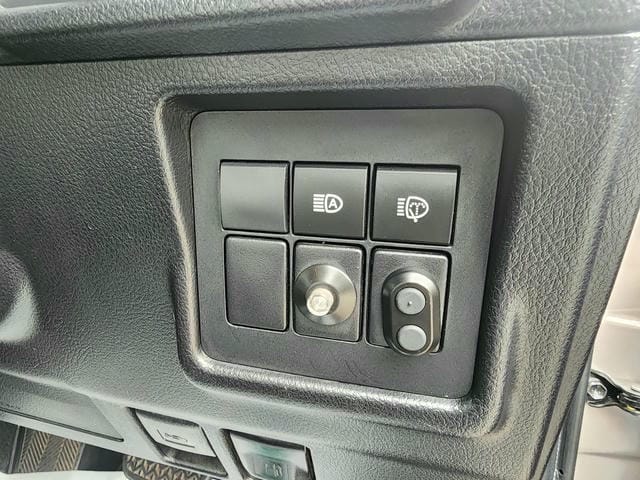 4911319