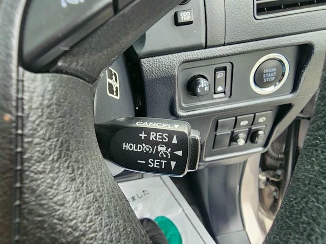 4911322