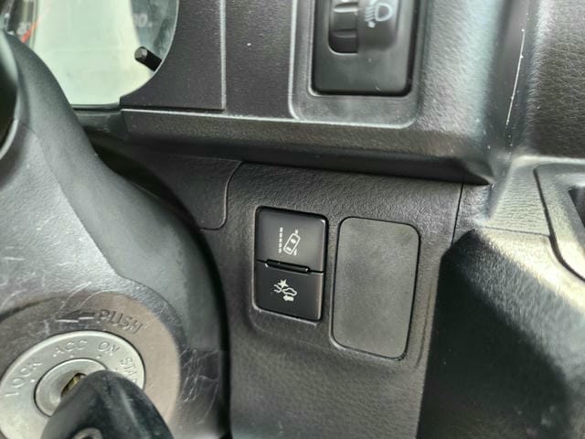 4911718