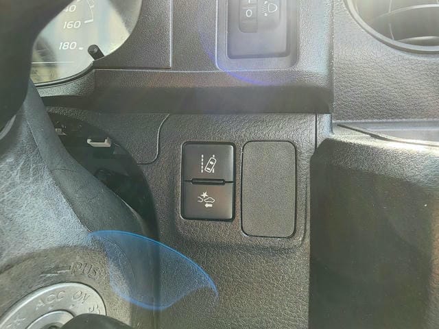 4912517