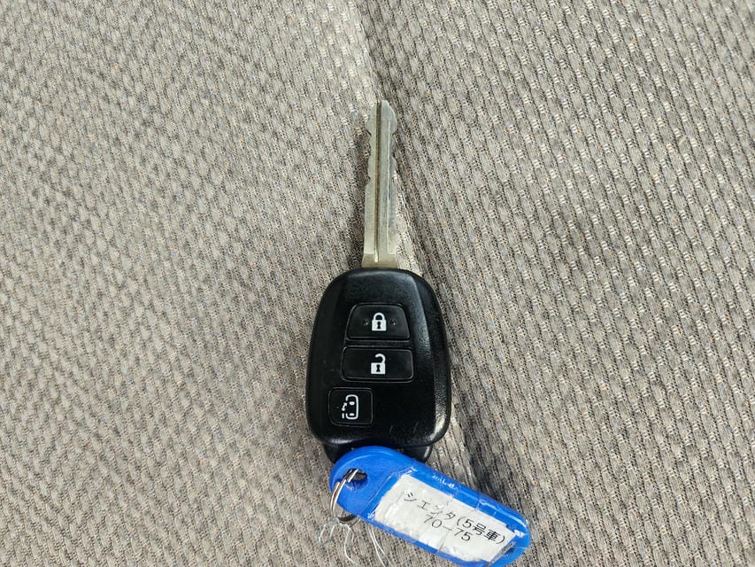 4913717