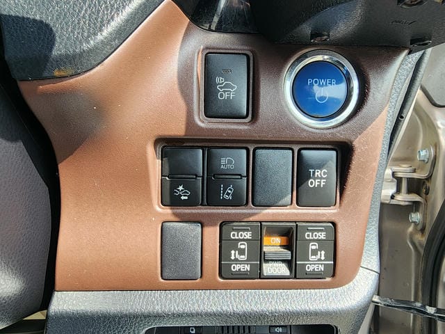4916321