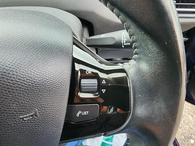 4917018