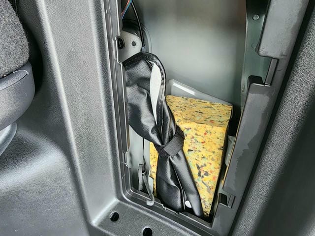 4917614