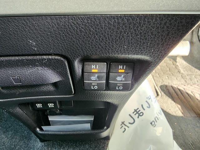 4917723