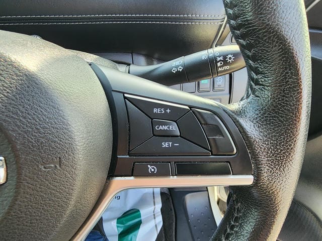 4918821