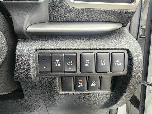 4921218