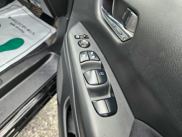 4923117