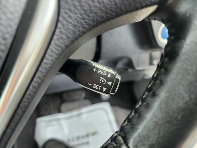 4923521