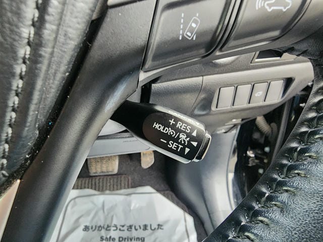 4924422