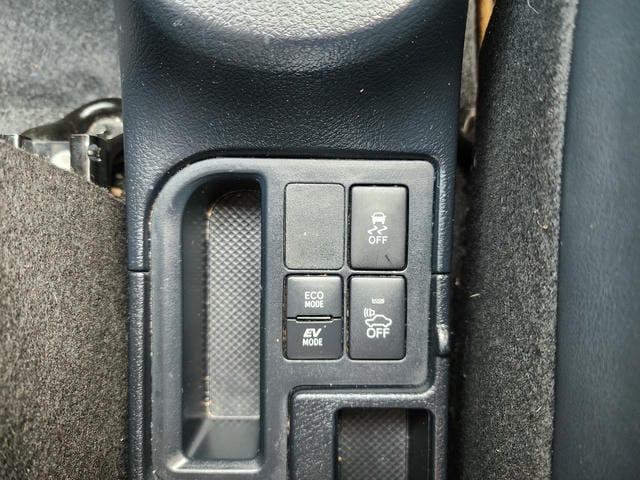 4924921