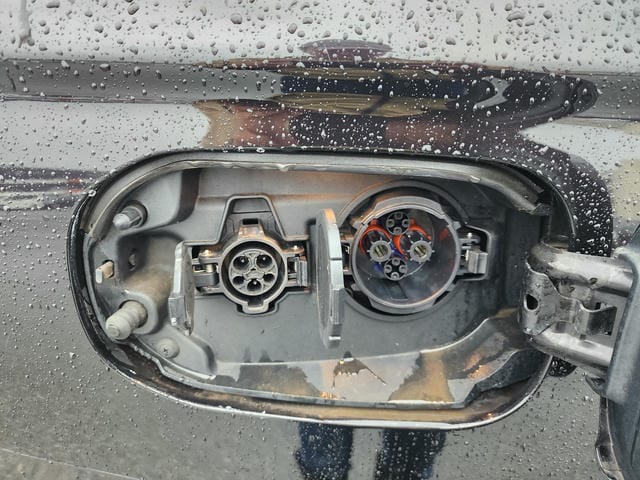 4925017
