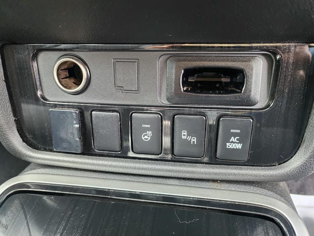 4925024