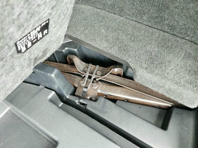 4925213