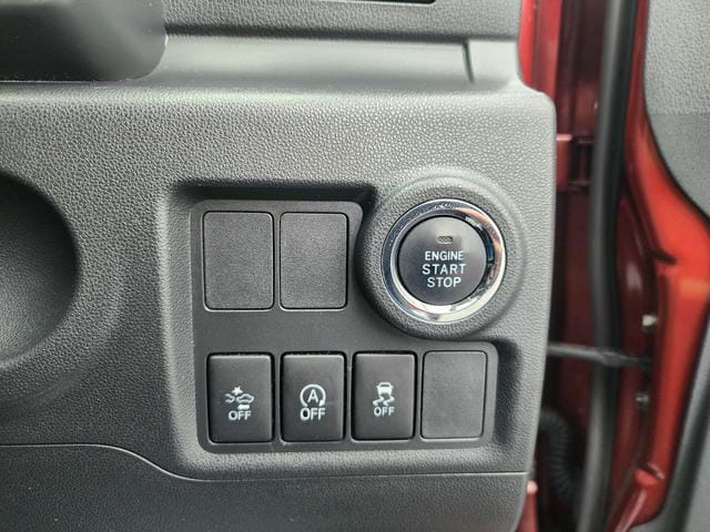 4926218