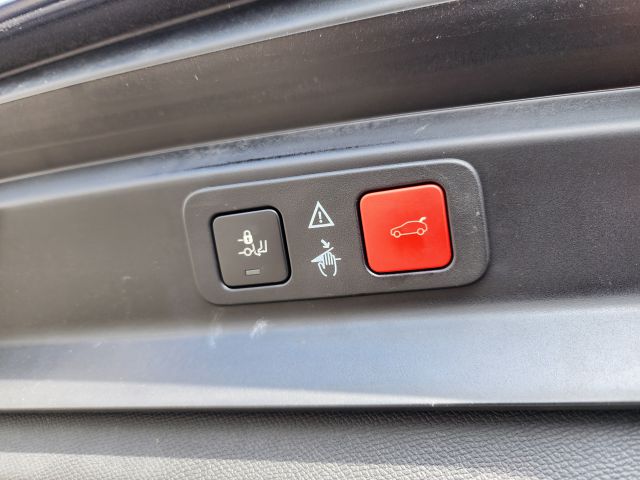 4926413