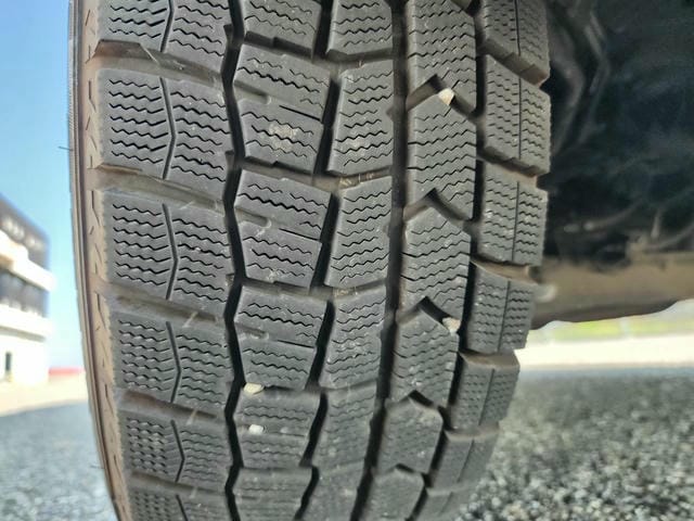 4928528