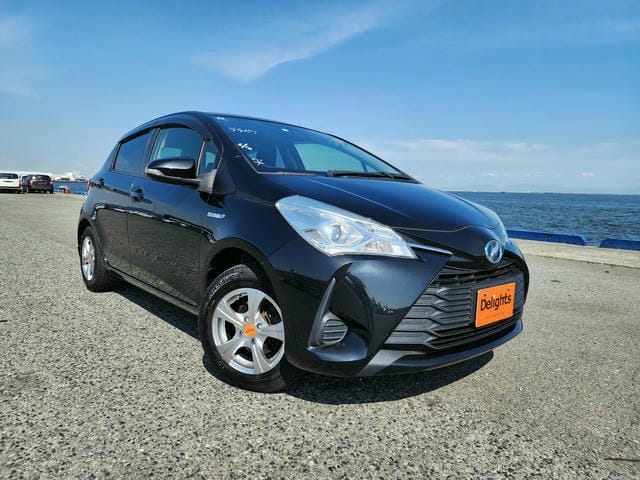 TOYOTA VITZ HYBRID F 2018/3