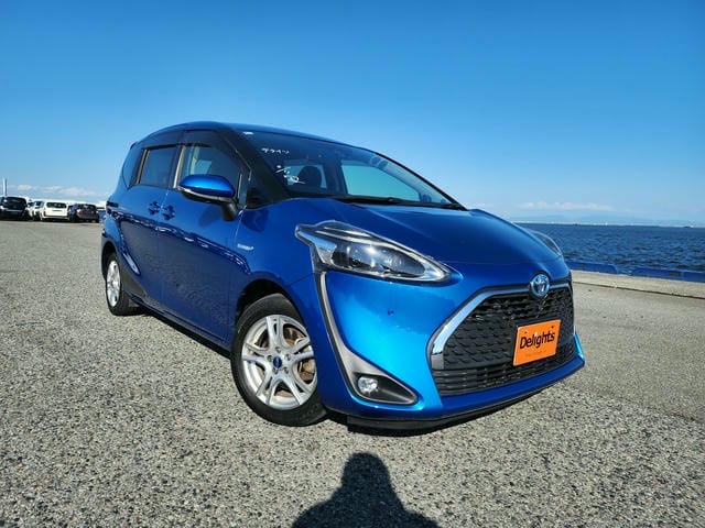 TOYOTA SIENTA HYBRID G CUERO 2018/9