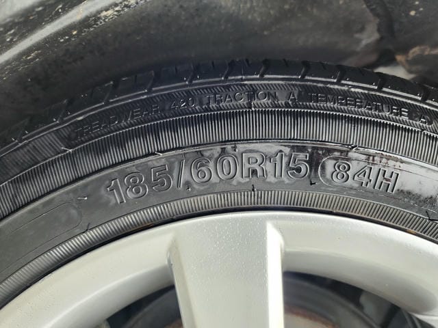 4932123