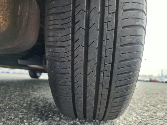 4932127