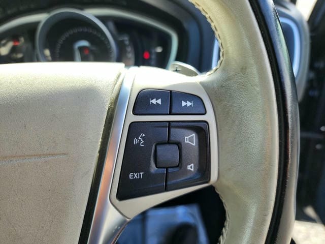 4932819