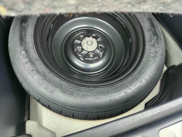4933215