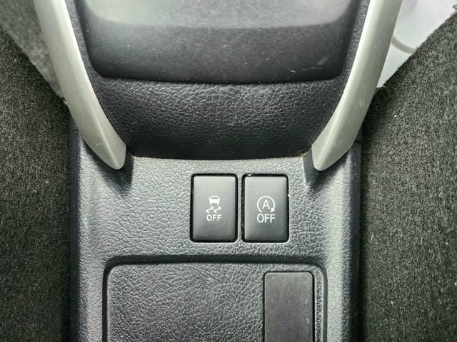 4933421