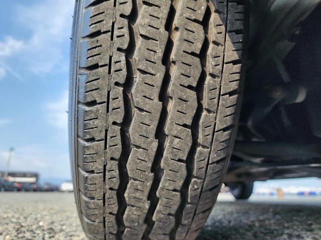 4933721
