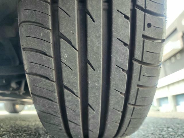 4934018