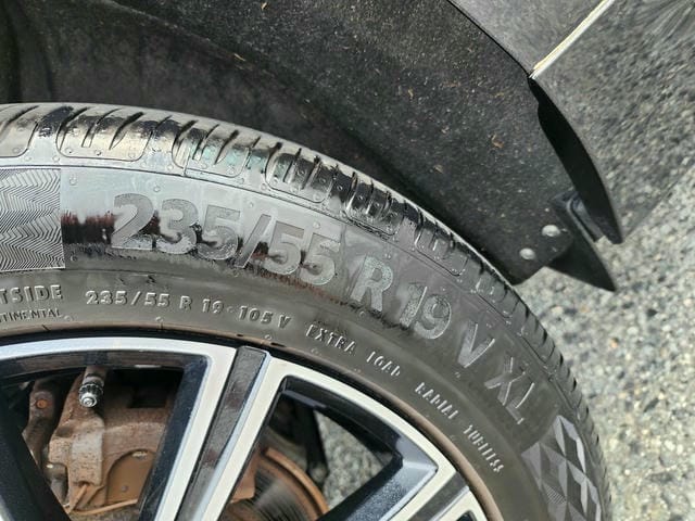 4934228