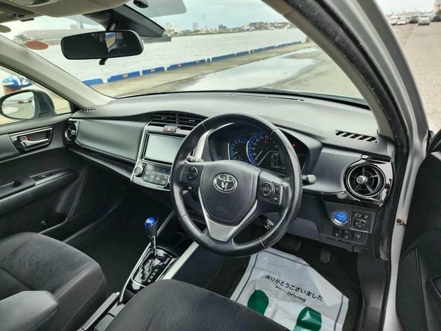 493436