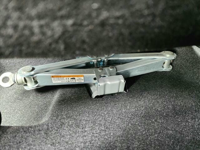 4934316
