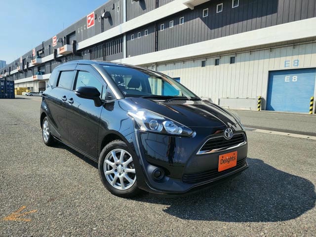TOYOTA SIENTA G 2018/3