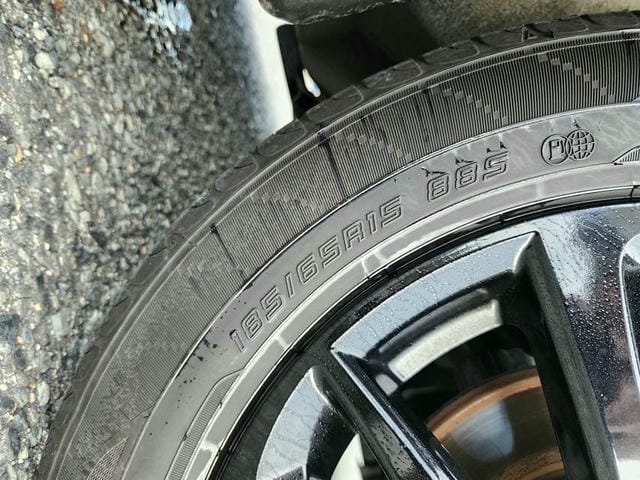 4935622