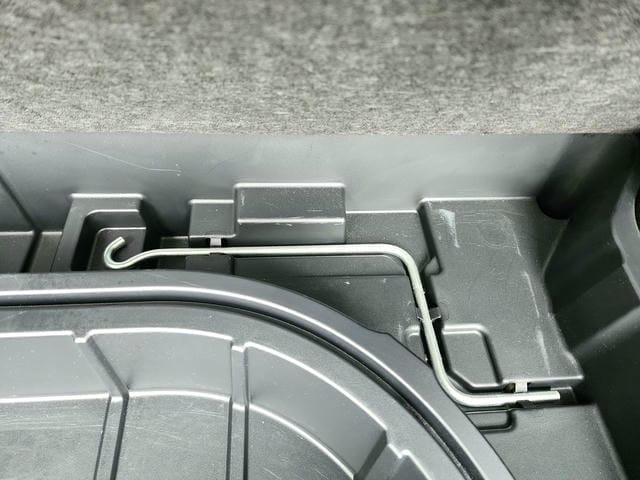 4935713