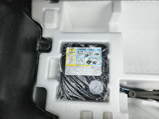 4935814
